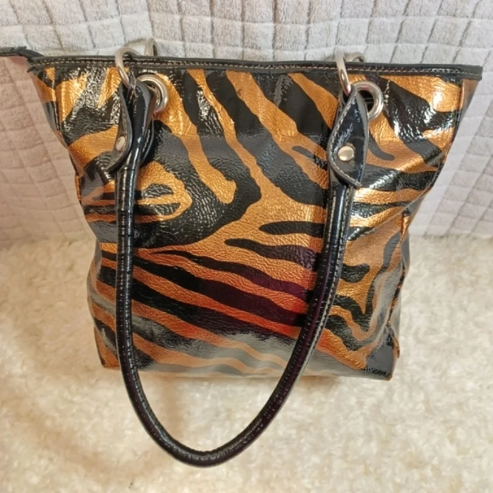 Strata Glossy Animal Print Tote Purse - Picture 7 of 12